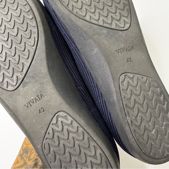 Vivaia Lightweight Square-Toe Navy Knit Slip-On Shoes - Picture 5 of 5